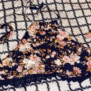 Women’s American Eagle Crop Top